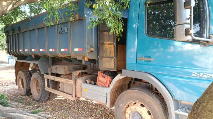 Caminhão bom de trabalho, Trabalhando.