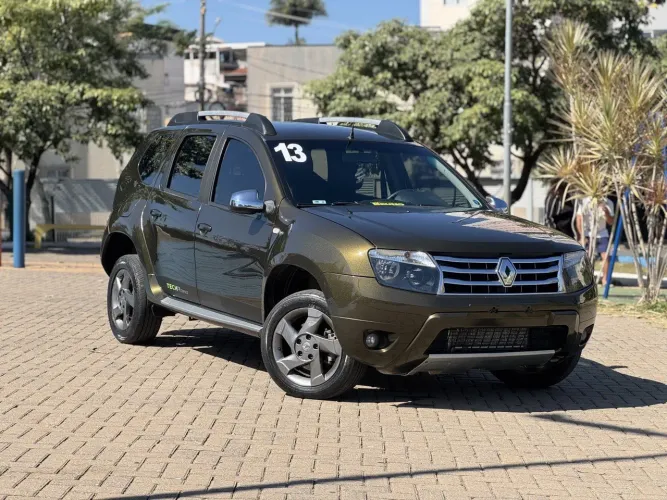 Renault Duster Dynamique 2.0 Hi-flex 16V Aut. 2013