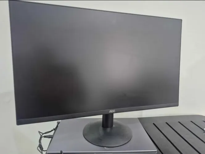 Monitor AOC de 27 polegadas