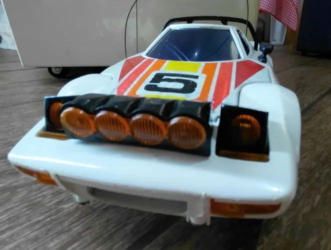 Carro Controle Remoto Stratus Estrela Colecionador + Caixa Isopor