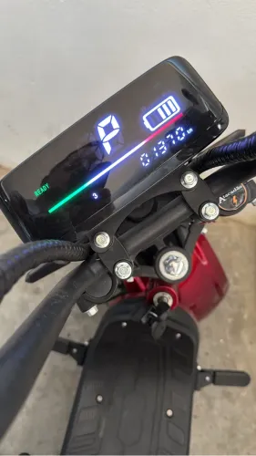 Vendo scooter elétrica super nova