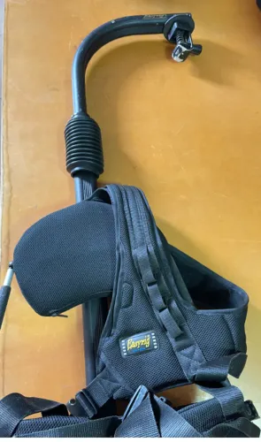 Suporte Estabilizador De Câmera Easyrig 2.5 600n
