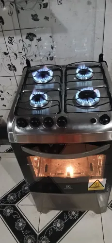 ÓTIMO FOGÃO ELECTROLUX 4 BOCAS