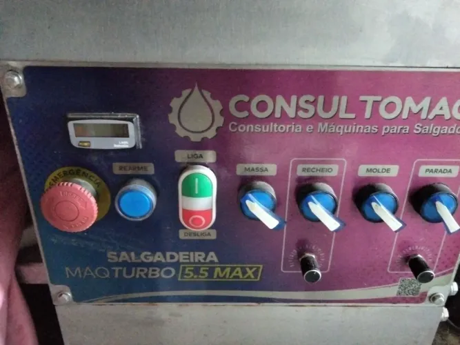 Máquina de salgados