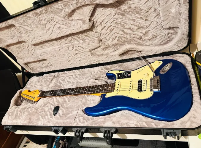 Fender strato Ultra