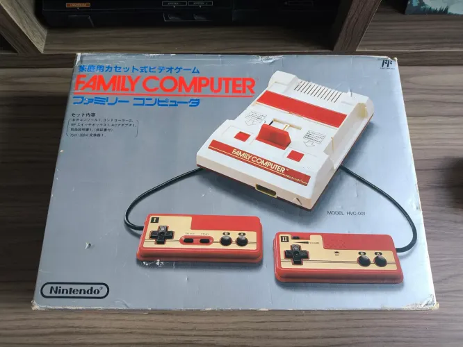 Famíly Computer Com acessórios e manual originais