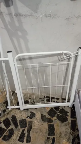 Portão pet semi novo