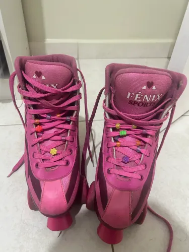 vendo patins quatro rodas