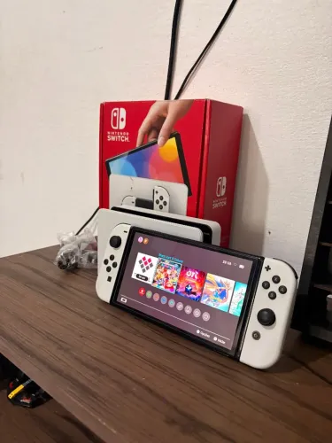 Nintendo Switch Oled Desbloqueado 128GB + Jogos