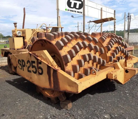Rolo compactador Tema Terra SP255