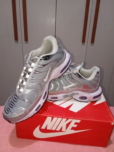 TÊNIS NIKE AIR TN PREMIUM