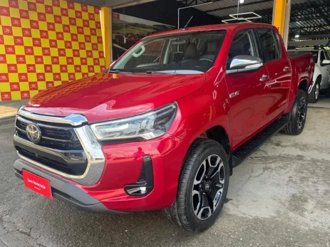 Toyota Hilux CD SRX Plus 4X4 2.8 TDI Die. Aut. 2016