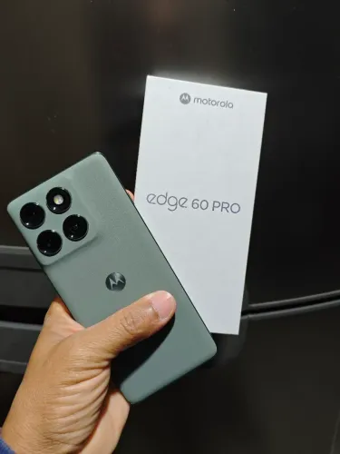 Moto EDGE 60 PRÓ 512/12 RAM ( TROCA com VOLTA )