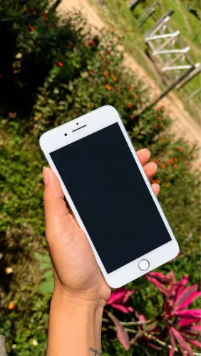 IPHONE 8 PLUS