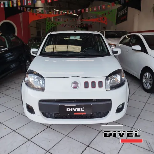 Fiat Uno Sporting 1.4 EVO Fire Flex 8V 4P 2013