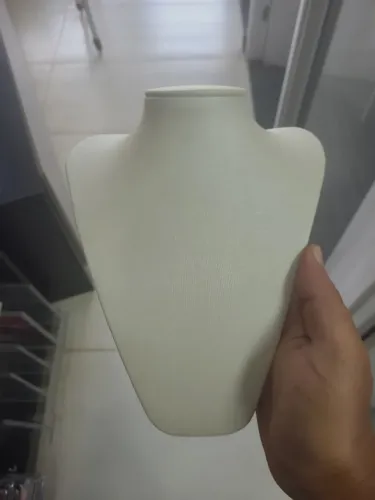 expositor busto medio branco e rosa 4 pçs