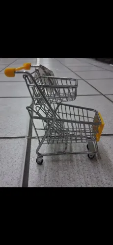 Miniatura de carrinho de compras metal