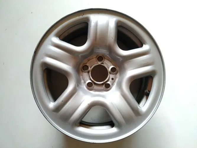 Roda Ferro aro 15 VW Crossfox 