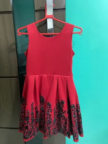 Vestido social infantil vermelho