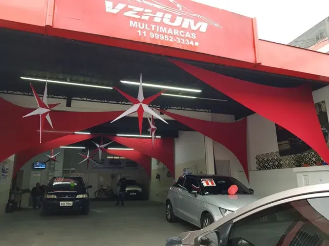 Decoração para lojas de veículos 