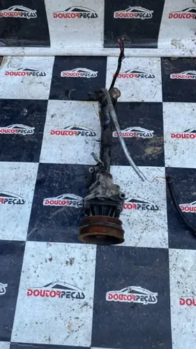 Bomba d?água com suporte Fiat Palio 1.6 16 V