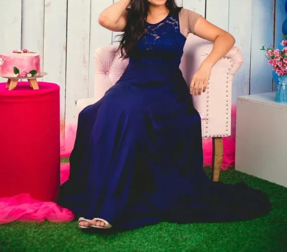 Vestido azul longo para festa