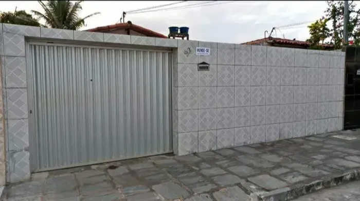 - Casa no Bequimão