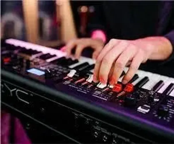 Teclado Sintetizador Yamaha YC61 Stage Keyboards