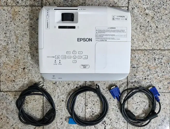 Projetor Epson S17 HDMI com controle