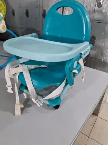 Vendo cadeira de alimentação 