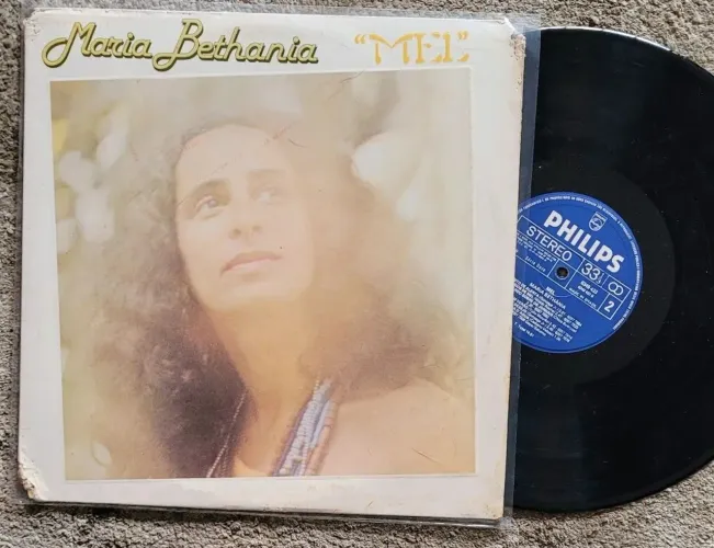Lp Maria Bethania, Mel, ótimo estado de conservação.