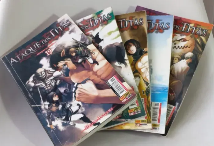 Oleção Ataque dos Titãs (19, 20, 21) Hajime Isayama Vol.-Ótimo Estado