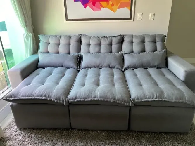 Sofá retrátil  e reclinável em linho