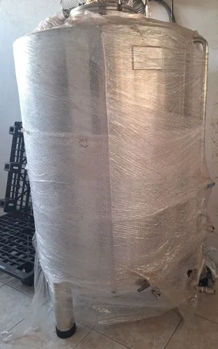 Equipamento para envasar cachaça completo. 