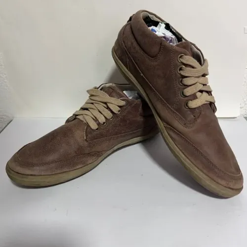 Tenis meio cano tamanho 41 da MIlano