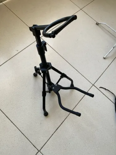 Suporte para Guitarra/Violão - Portátil e Ajustável