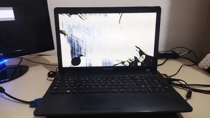 Notebook faltando peças? Precisa de tela notebook? 