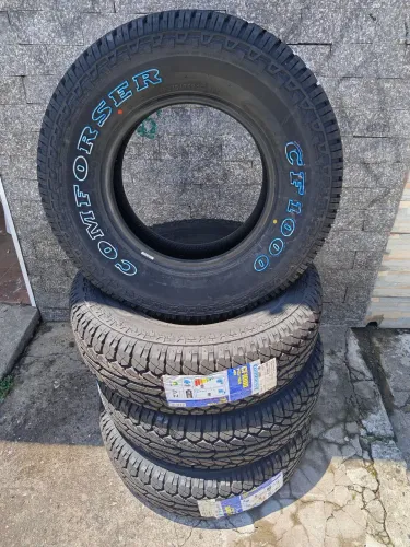 VENDE-SE JOGO PNEUS IMPORTADOS HILUX ARO 15 