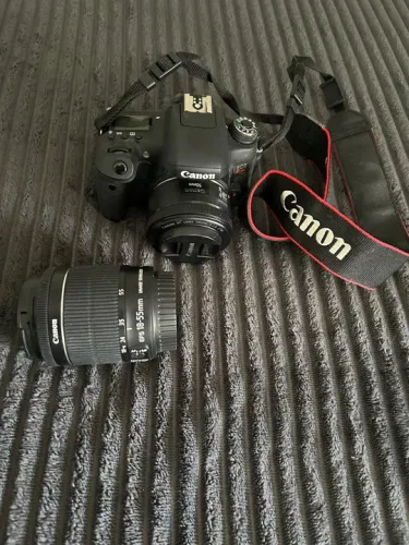 Máquina Fotográfica Canon T6S + lente 18-55