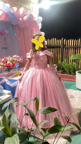 Vestido dois vestidos de 15 anos