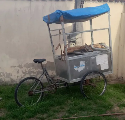 Carrinho de lanches com bike