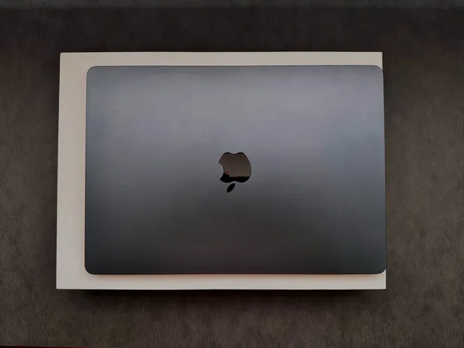 MacBook Air M2 15 polegadas