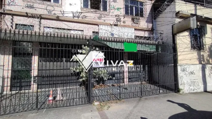 Excelente Loja Comercial em Cascadura - Com Escritório, Salão, Cozinha e Banheiro