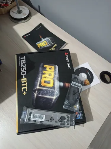 Placa-Mãe Biostar TB250-BTC+ 
