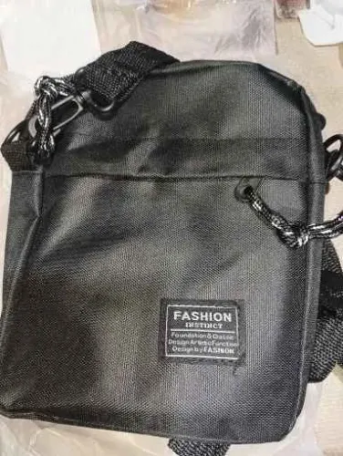 Bolsa de Ombro Unissex em Nylon - Estilo Casual