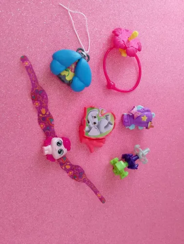 Lote de brindes kinder joy