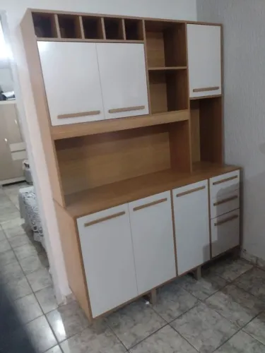 Armário de Cozinha 146,5cm - Novo e Imperdível! 