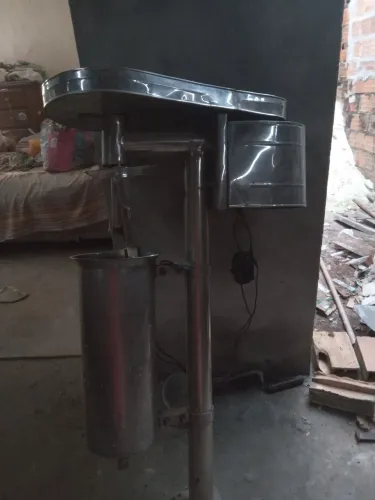 Vende se maqina de açaí 