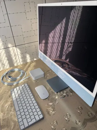 Apple iMac 24 polegadas - Seminovo - 2021