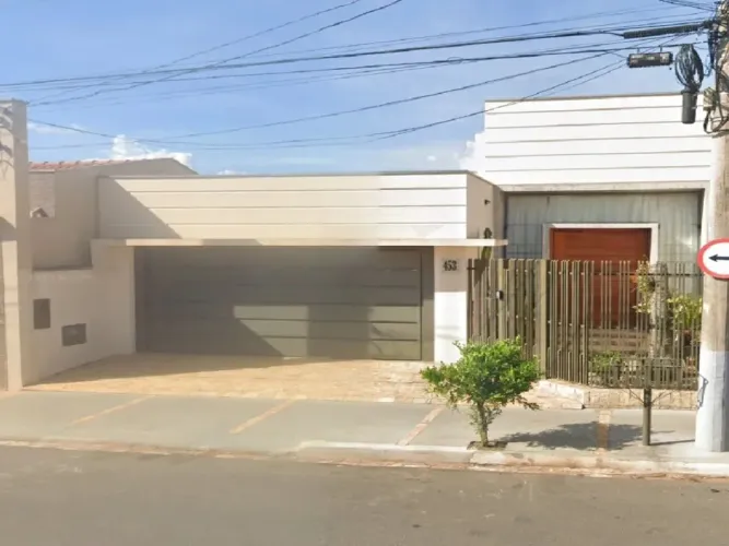 Imóvel Residencial, 300m², Bairro Bela Vista, Laranjal Paulista/SP